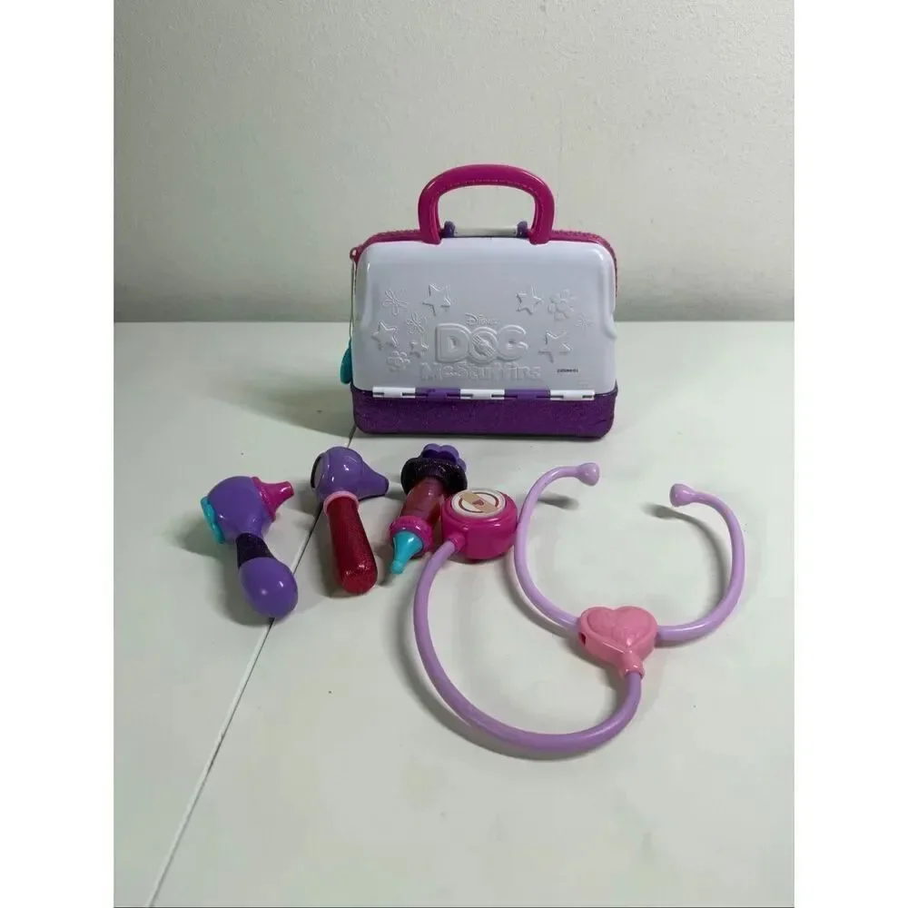 Disney Junior Doc McStuffins Toy Hospital Doctor's Bag Play Set with Accessories
